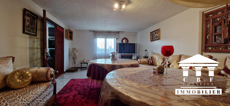 Maison - 289 m² - 11 pièces