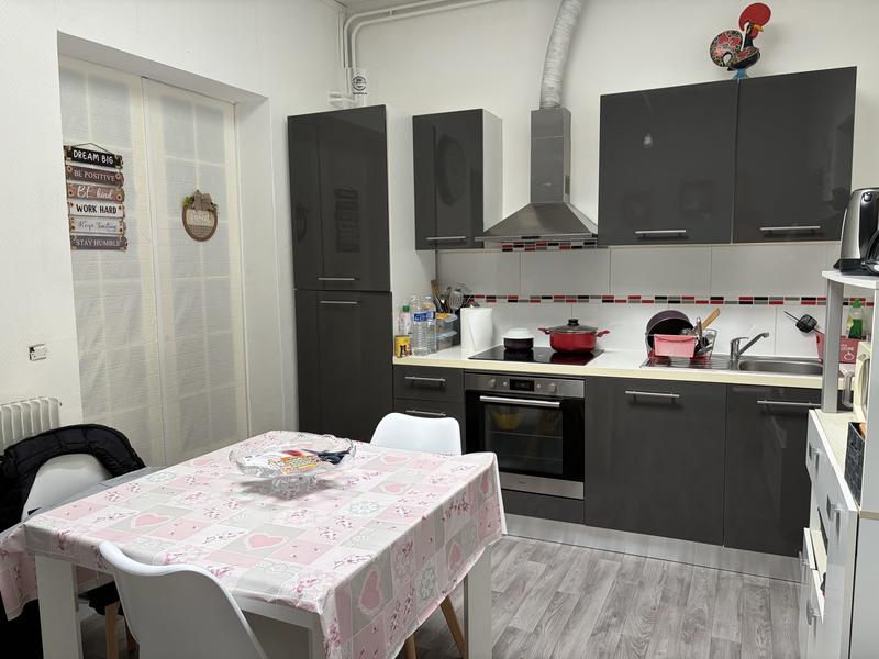 Maison - 94 m² - 4 pièces