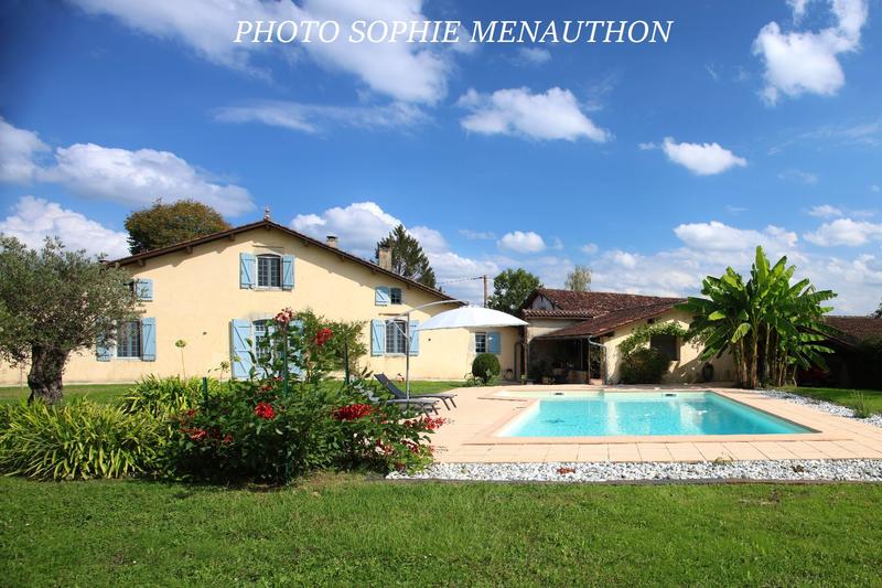 Fermette - 344 m² - 12 pièces