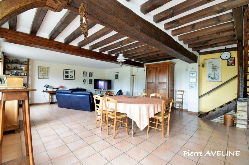 Maison - 192 m² - 8 pièces