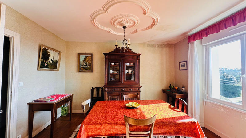 Maison - 130 m² - 6 pièces