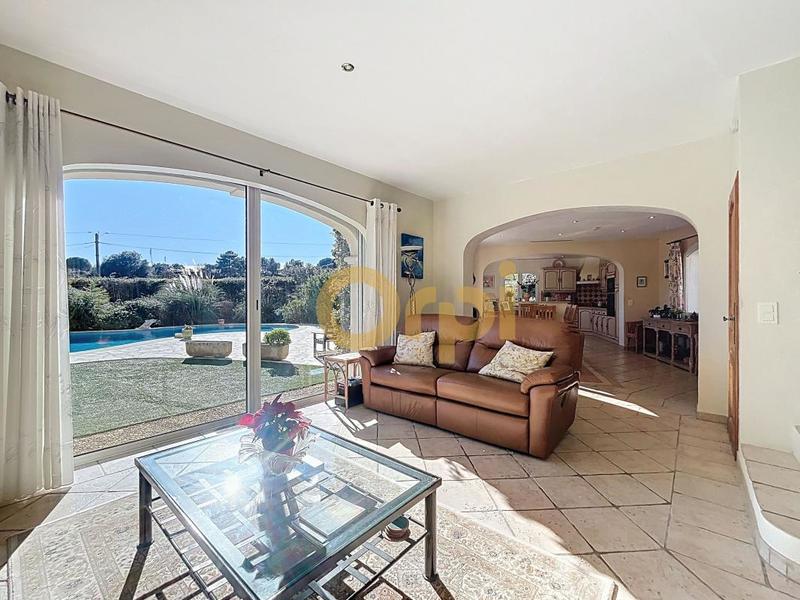 Maison - 140 m² - 4 pièces