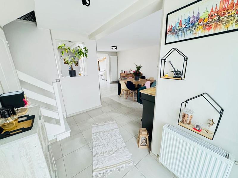 Maison - 140 m² - 6 pièces