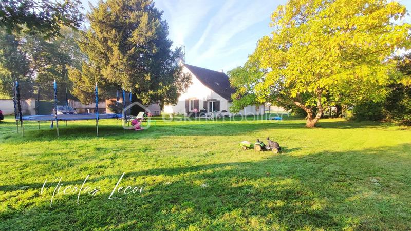 Maison - 195 m² - 8 pièces