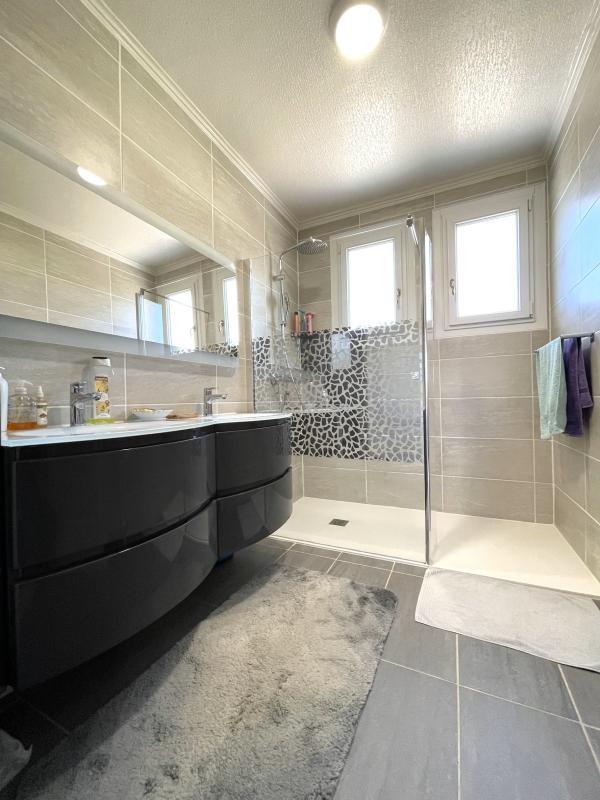 Maison - 158 m² - 6 pièces