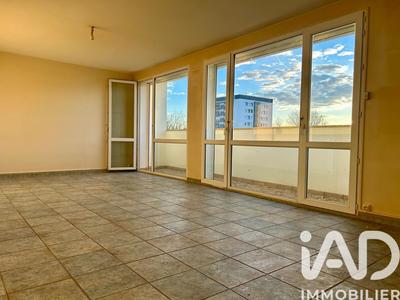 Appartement - 81 m² - 5 pièces