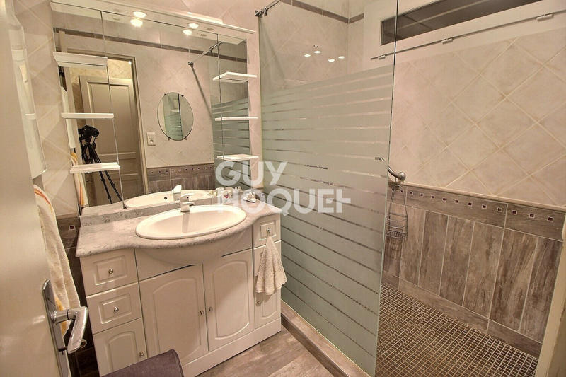 Maison - 96 m² - 4 pièces