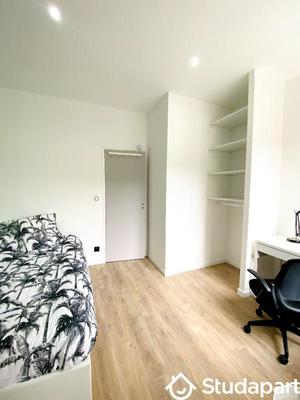 Chambre - 14 m² - 1 pièce
