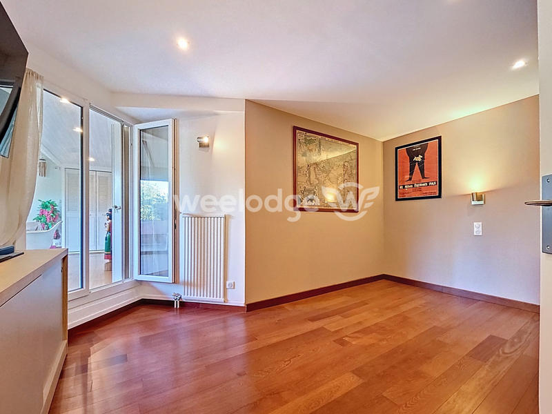 Appartement - 90 m² - 5 pièces