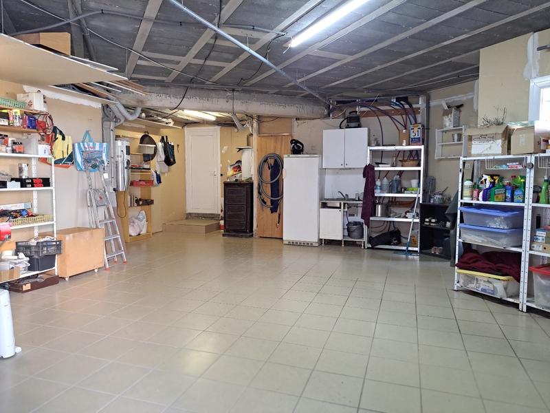 Maison - 175 m² - 9 pièces