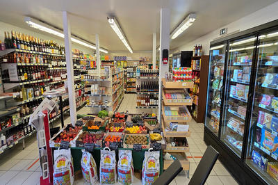 Local commercial - 200 m²