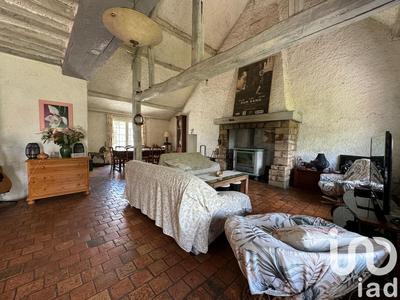 Maison - 234 m² - 8 pièces