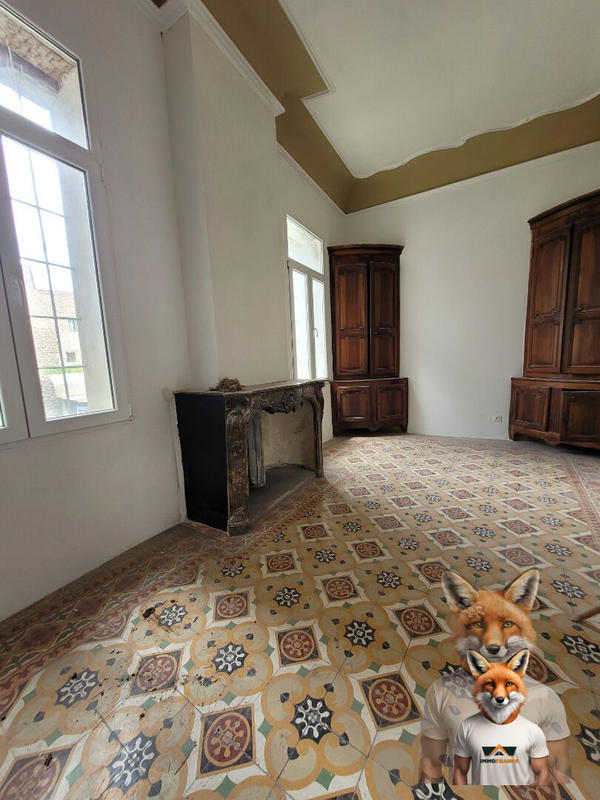 Maison - 485 m² - 20 pièces