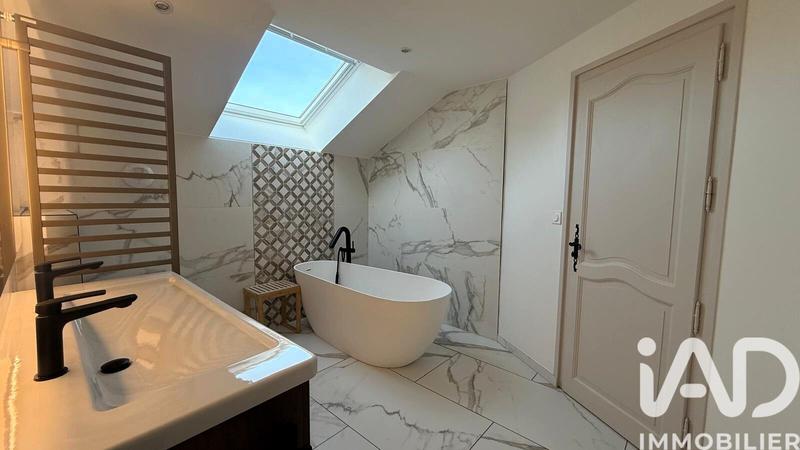 Maison - 125 m² - 4 pièces