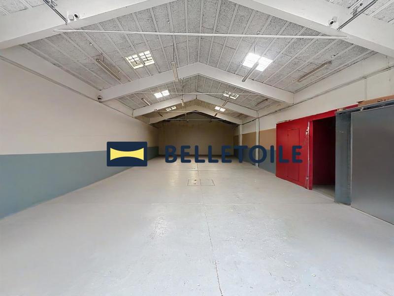 Local commercial - 472 m²