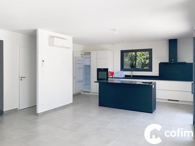 Maison - 104 m² - 5 pièces