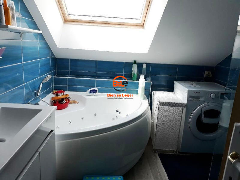 Maison - 185 m² - 8 pièces