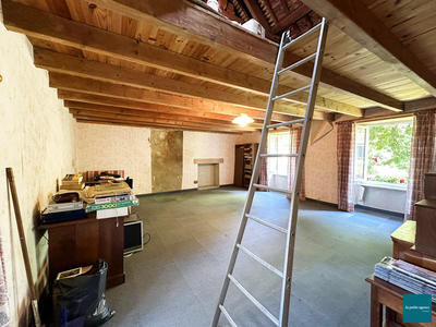 Maison traditionnelle - 170 m² - 8 pièces