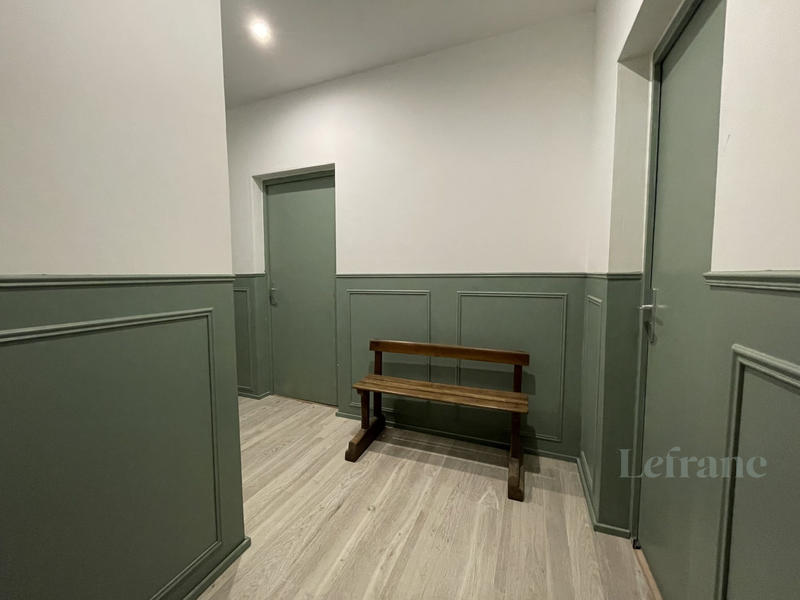 Maison - 300 m² - 10 pièces