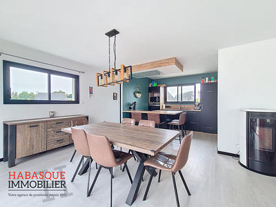 Maison - 113 m² - 6 pièces