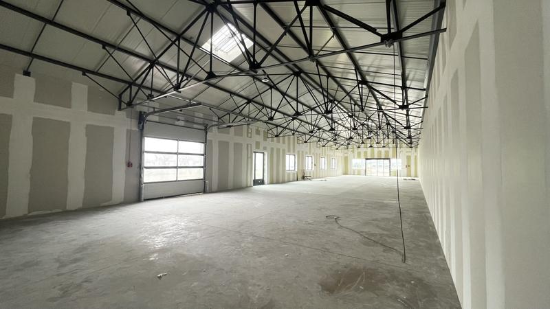 Local commercial - 330 m² - 1 pièce