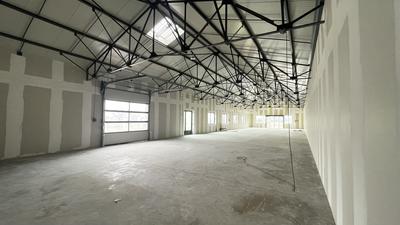 Local commercial - 330 m² - 1 pièce