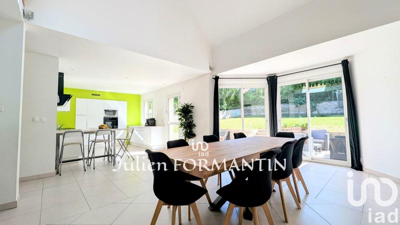 Maison - 136 m² - 6 pièces