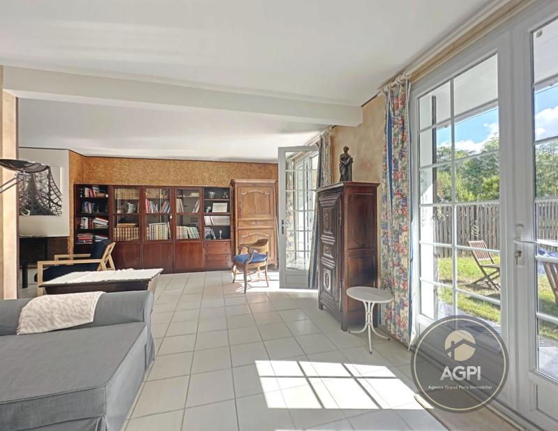 Maison - 148 m² - 8 pièces