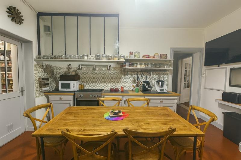 Maison bourgeoise - 244 m² - 13 pièces