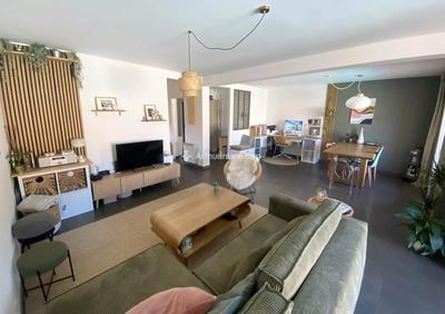 Maison - 115 m² - 6 pièces