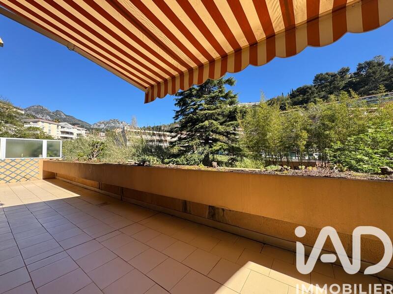 Appartement - 83 m² - 4 pièces