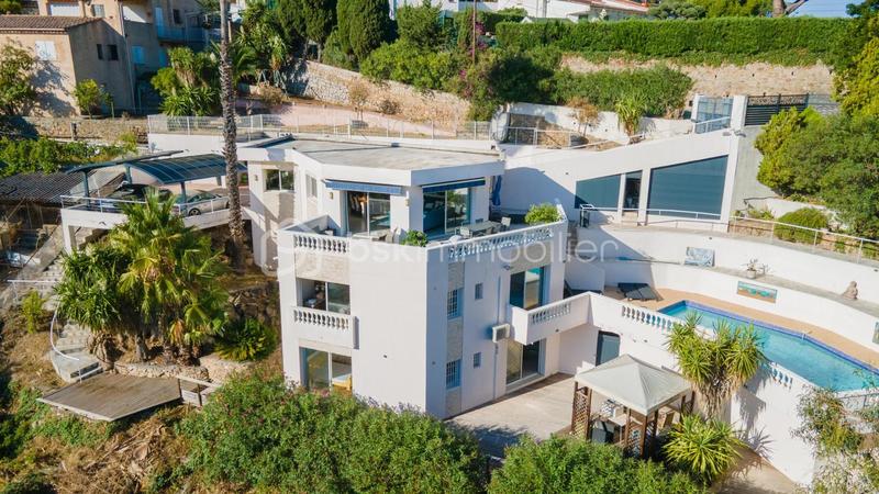 Maison d'architecte - 161 m² - 7 pièces