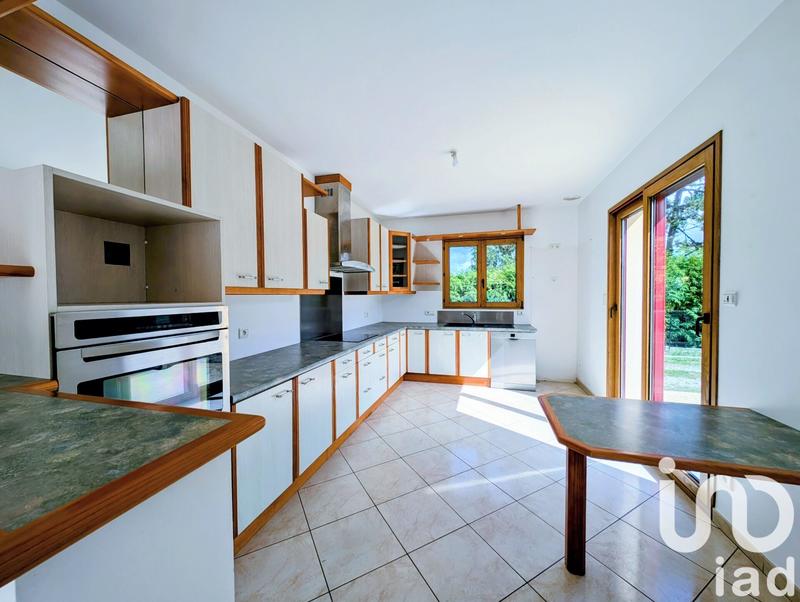 Maison - 140 m² - 6 pièces