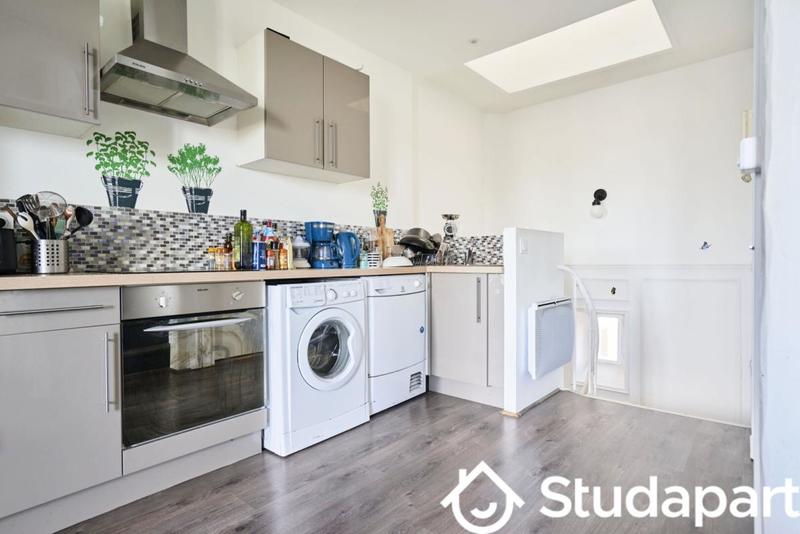 Chambre - 12 m² - 1 pièce