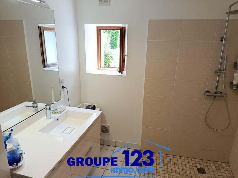 Maison - 102 m² - 4 pièces