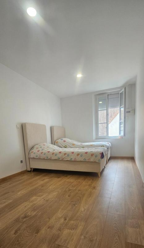 Maison - 106 m² - 6 pièces