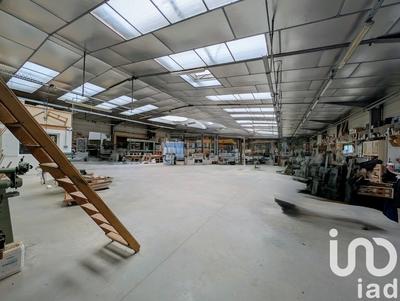 Immeuble - 1 015 m² - 4 pièces