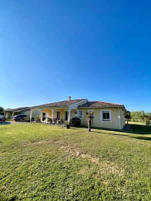 Maison - 107 m² - 6 pièces