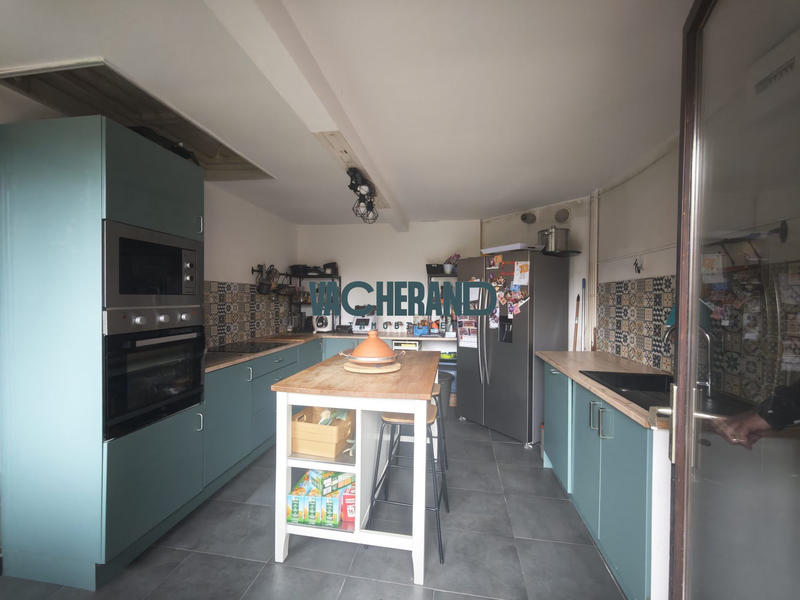 Maison - 232 m² - 7 pièces