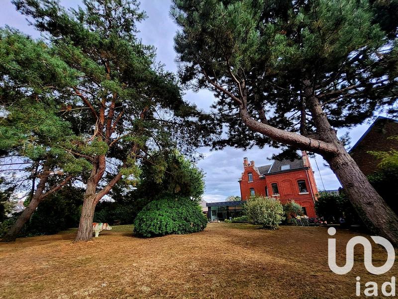 Maison - 315 m² - 11 pièces