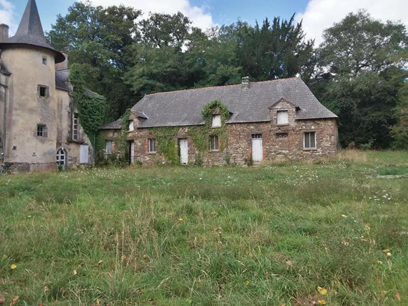 Maison - 360 m² - 12 pièces