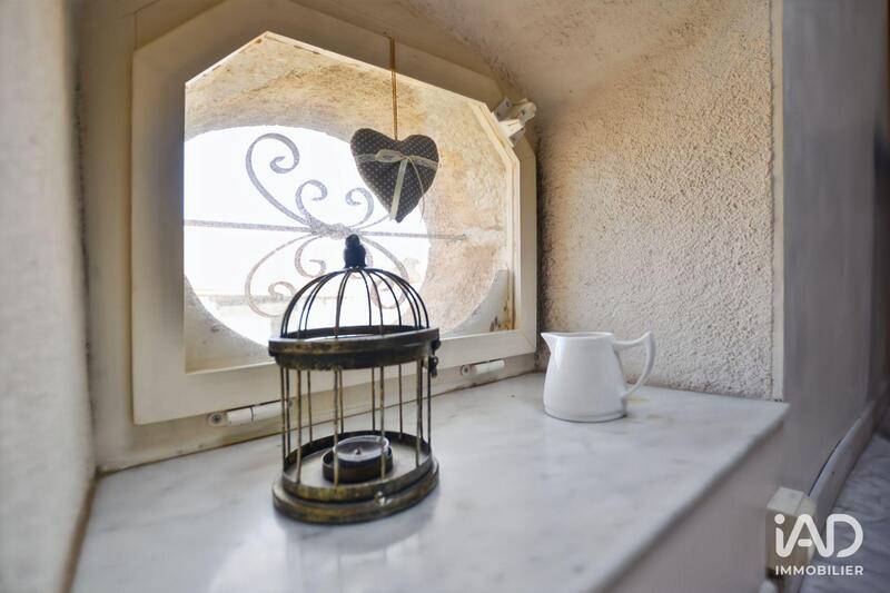 Maison - 207 m² - 7 pièces