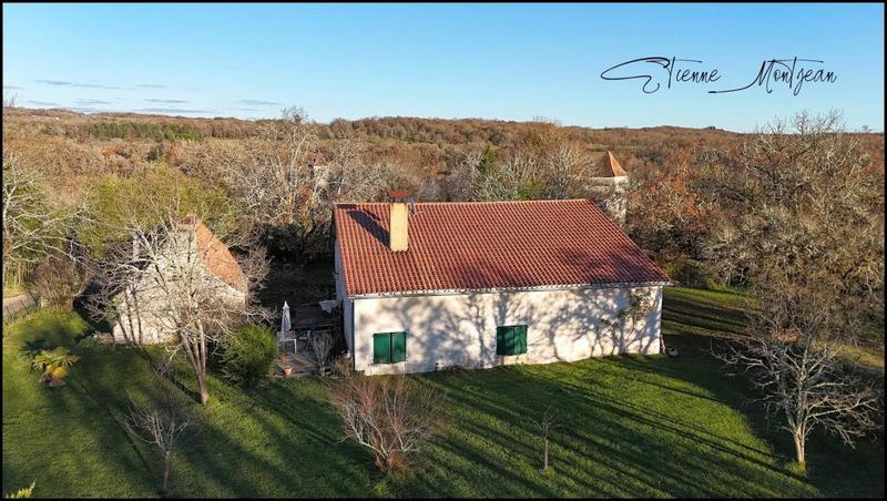 Propriété - 140 m² - 4 pièces