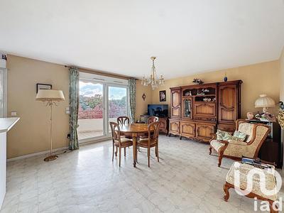 Appartement - 80 m² - 4 pièces