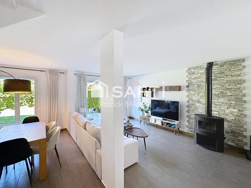 Maison - 91 m² - 5 pièces