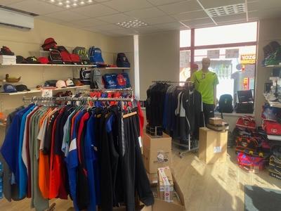 Services - 80 m² - 3 pièces