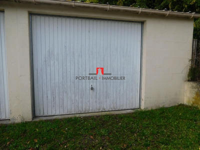 Parking / Garage - 14 m²