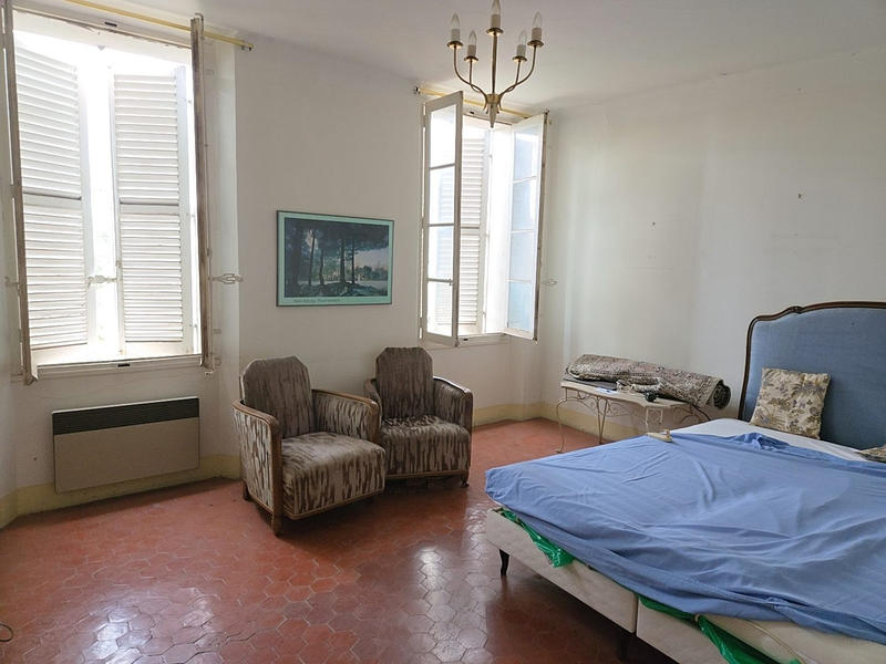 Maison ancienne - 388 m² - 12 pièces