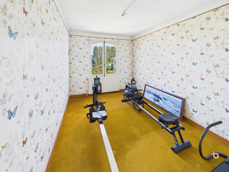 Maison - 141 m² - 5 pièces