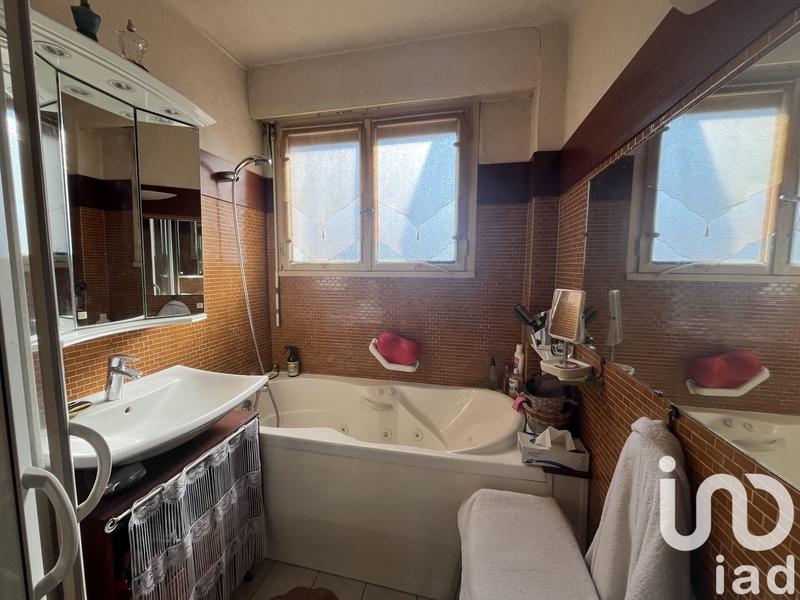 Maison - 141 m² - 6 pièces